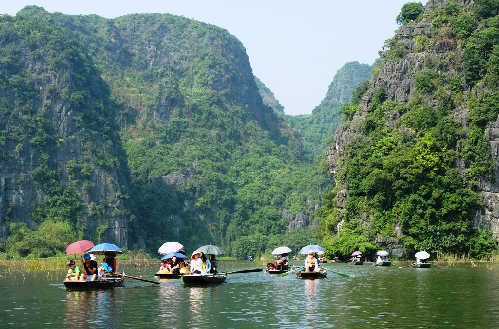 Tour Hoa Lư Tam Cốc 1 ngày khởi hành từ Thanh Hóa